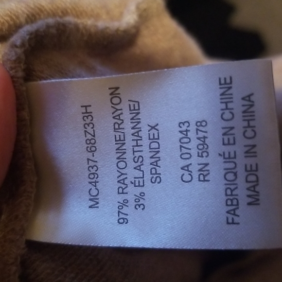 TAHARI cowl next sweater with bat arms. - Picture 3 of 5